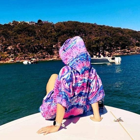 Psychedelic Blur Beach Change Towel with Pockets